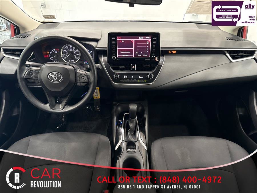 Used 2021 Toyota Corolla LE FWD image 33