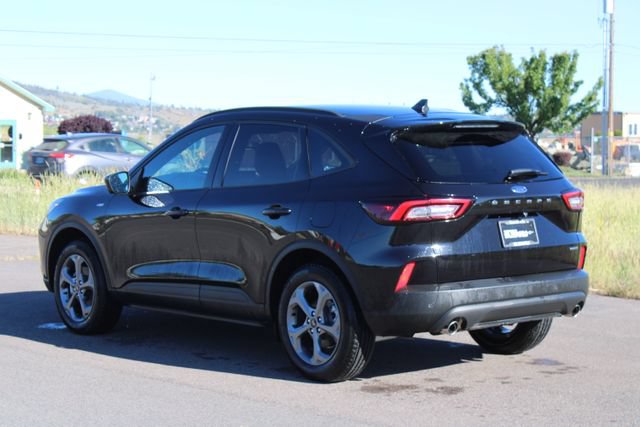Used 2025 Ford Escape ST-Line Select w/ Tech Pack #2 AWD/4WD image 4