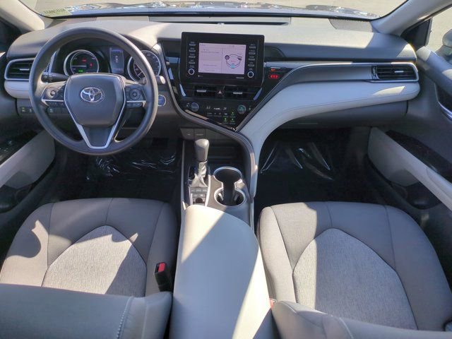 Used 2022 Toyota Camry LE image 25