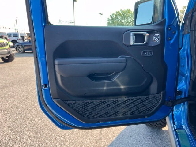 New 2026 Jeep Wrangler Unlimited Sport AWD/4WD image 9