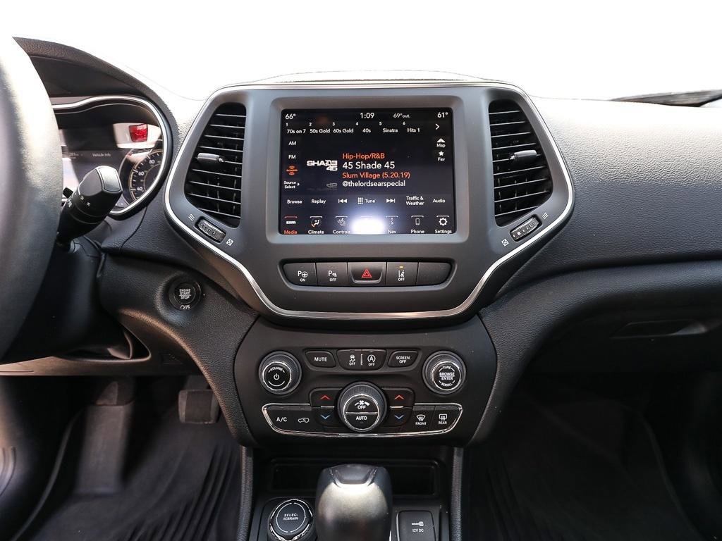 Used 2023 Jeep Cherokee Altitude Lux w/ Lux Elite Package image 15