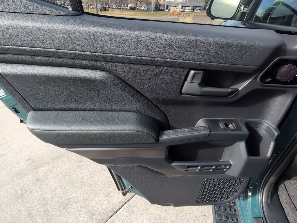 Used 2025 Toyota 4Runner TRD Off-Road Premium image 22