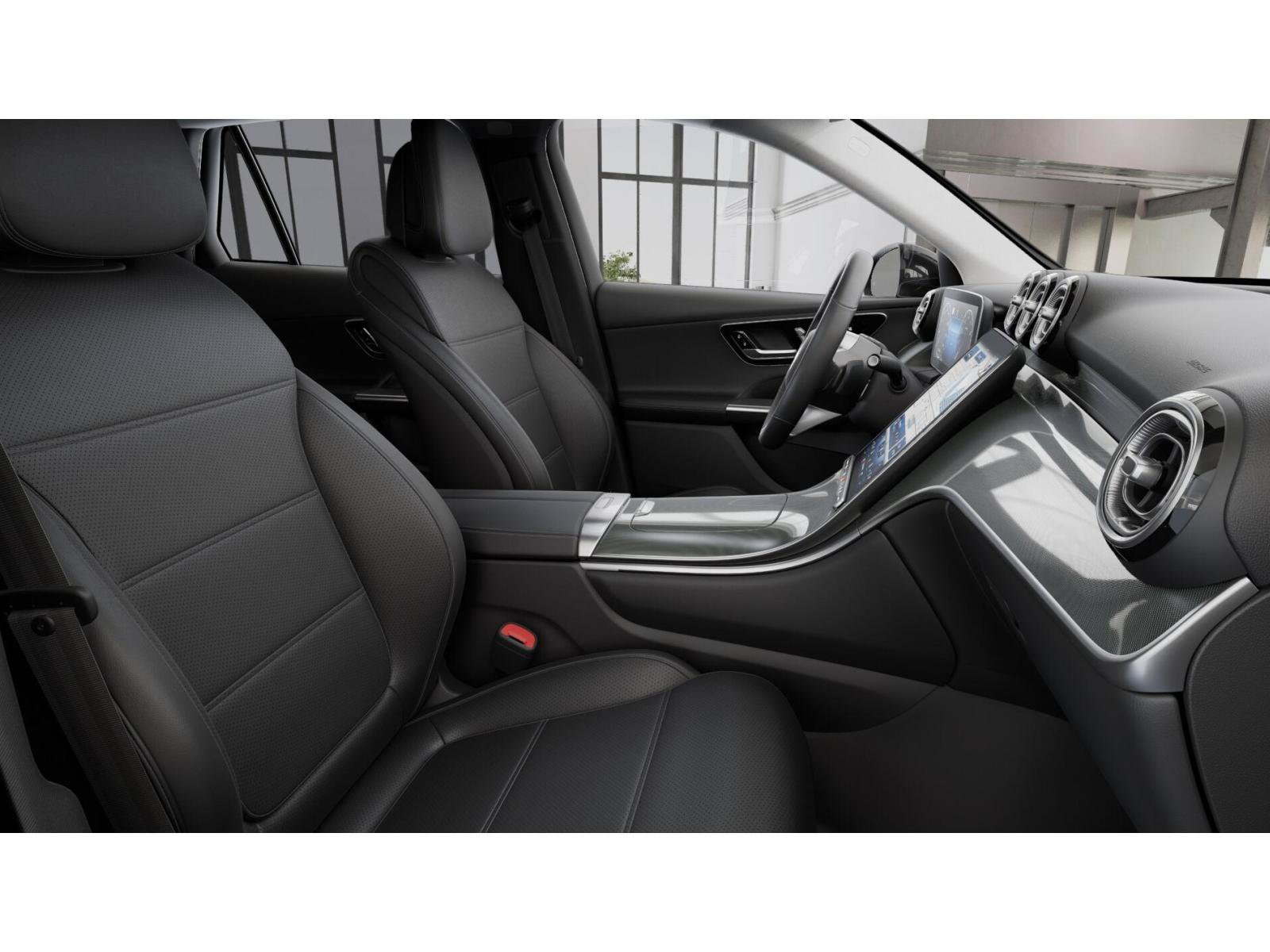 Used 2026 Mercedes-Benz GLC 300 4MATIC image 4