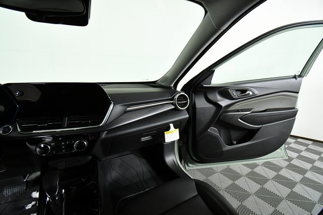 New 2026 Chevrolet Trax ACTIV w/ Driver Confidence Package image 20