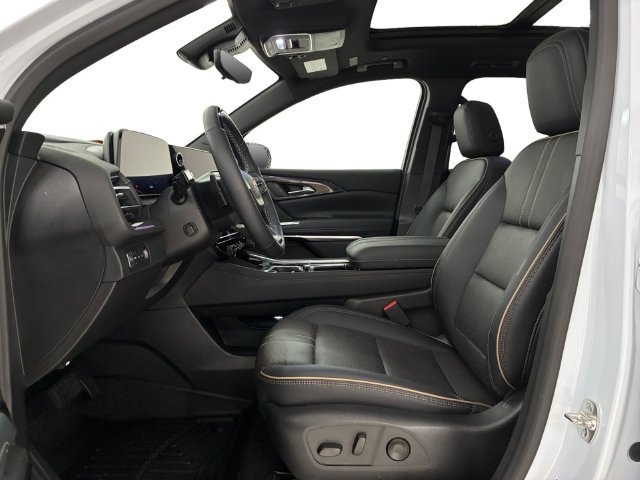 Certified 2026 Chevrolet Traverse High Country AWD/4WD image 12