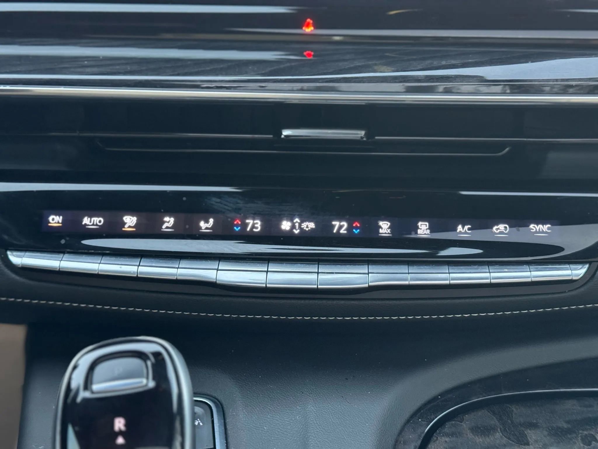 Used 2021 Cadillac Escalade ESV Premium Luxury image 27