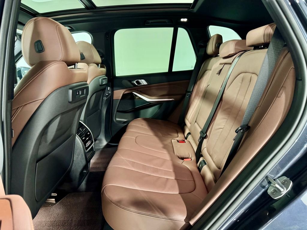 Used 2020 BMW X5 xDrive40i w/ Convenience Package image 27