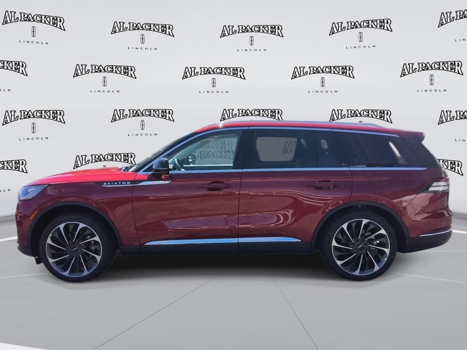 New 2027 Lincoln Aviator Reserve RWD image 2