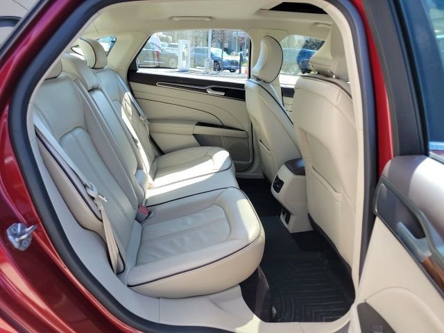 Used 2017 Ford Fusion Platinum FWD image 24