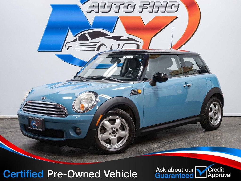 Used 2009 MINI Cooper Hardtop image 1