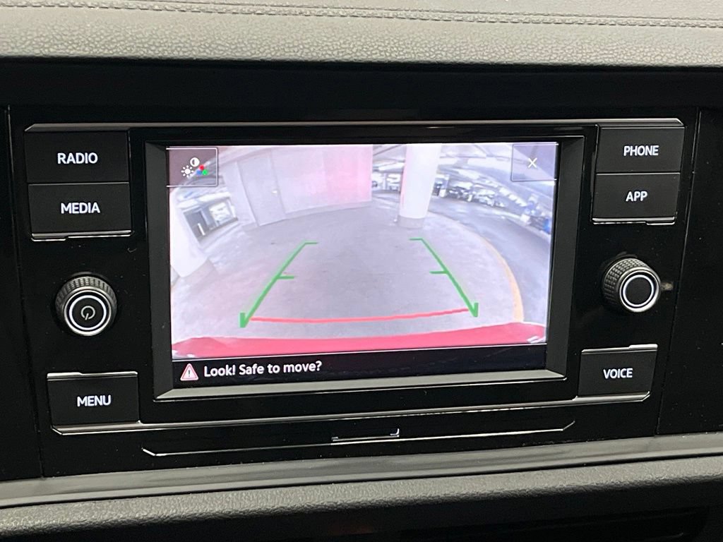 Used 2024 Volkswagen Jetta SE FWD image 28