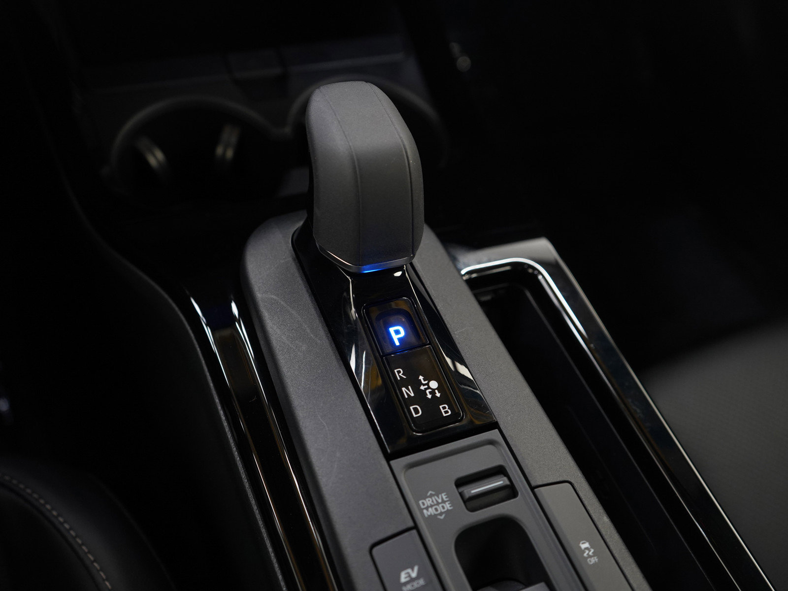 Used 2026 Toyota Prius AWD image 22