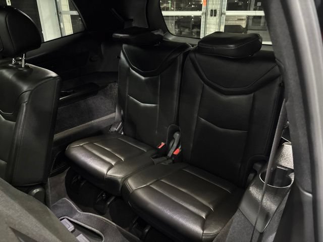 Certified 2025 Cadillac XT6 Luxury FWD image 18