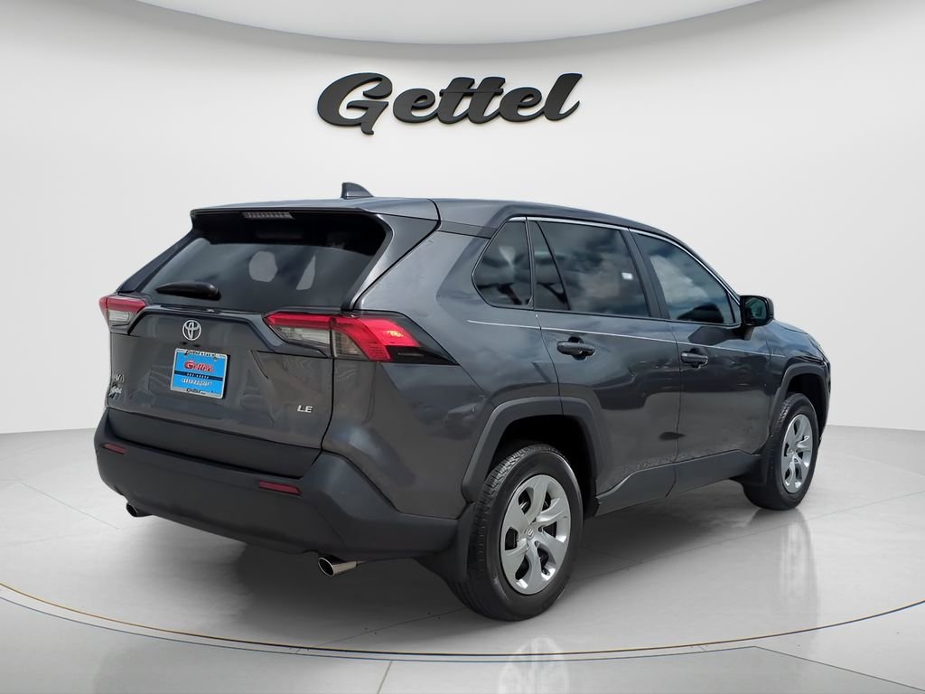 Used 2023 Toyota RAV4 LE image 13