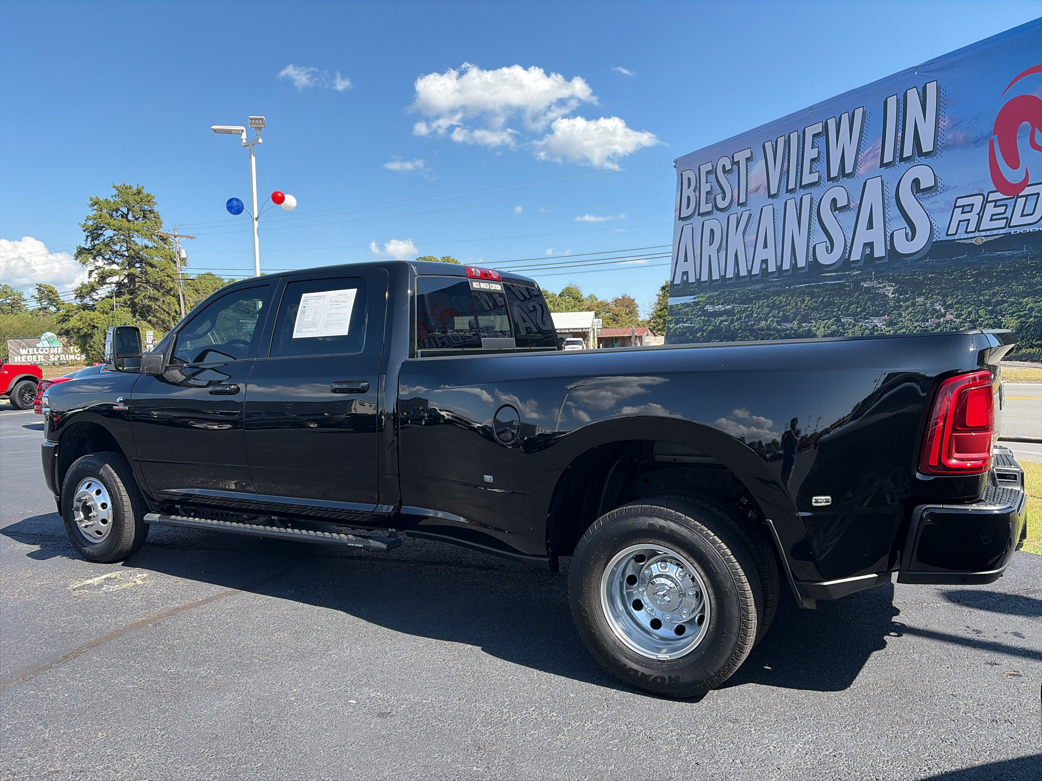 Used 2025 RAM 3500 Laramie AWD/4WD image 8