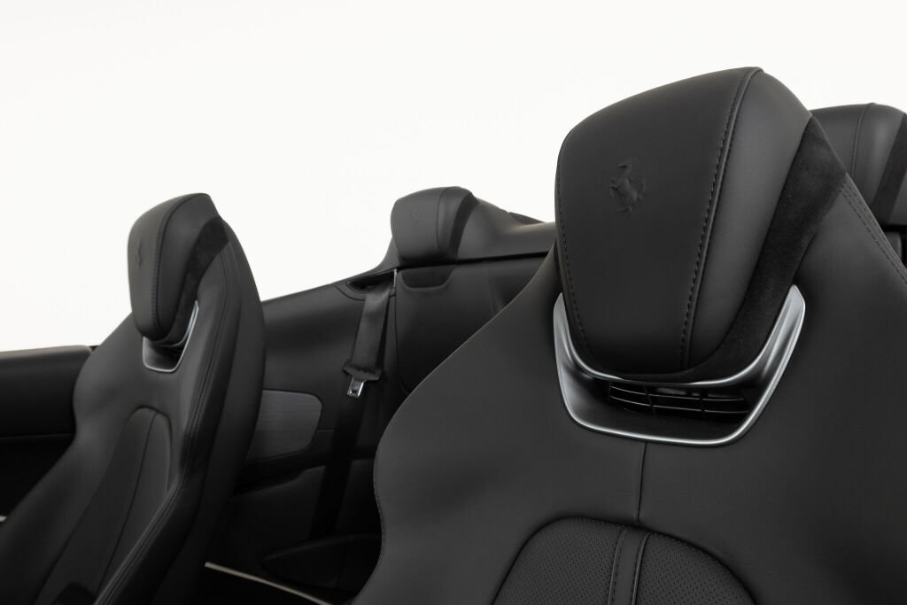 Certified 2024 Ferrari Roma Spider image 45