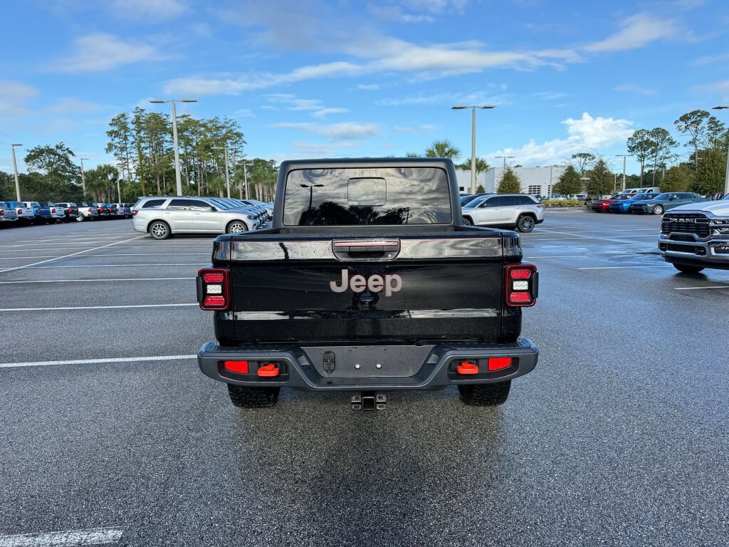 Used 2023 Jeep Gladiator Mojave w/ LED Lighting Group AWD/4WD image 4