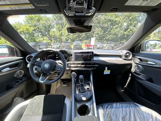 New 2026 Alfa Romeo Tonale w/ Active Assist Package AWD/4WD image 12