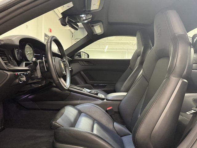 Certified 2024 Porsche 911 Carrera GTS image 5