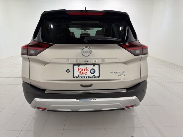 Used 2022 Nissan Rogue Platinum w/ Head-Up Display Package AWD/4WD image 4