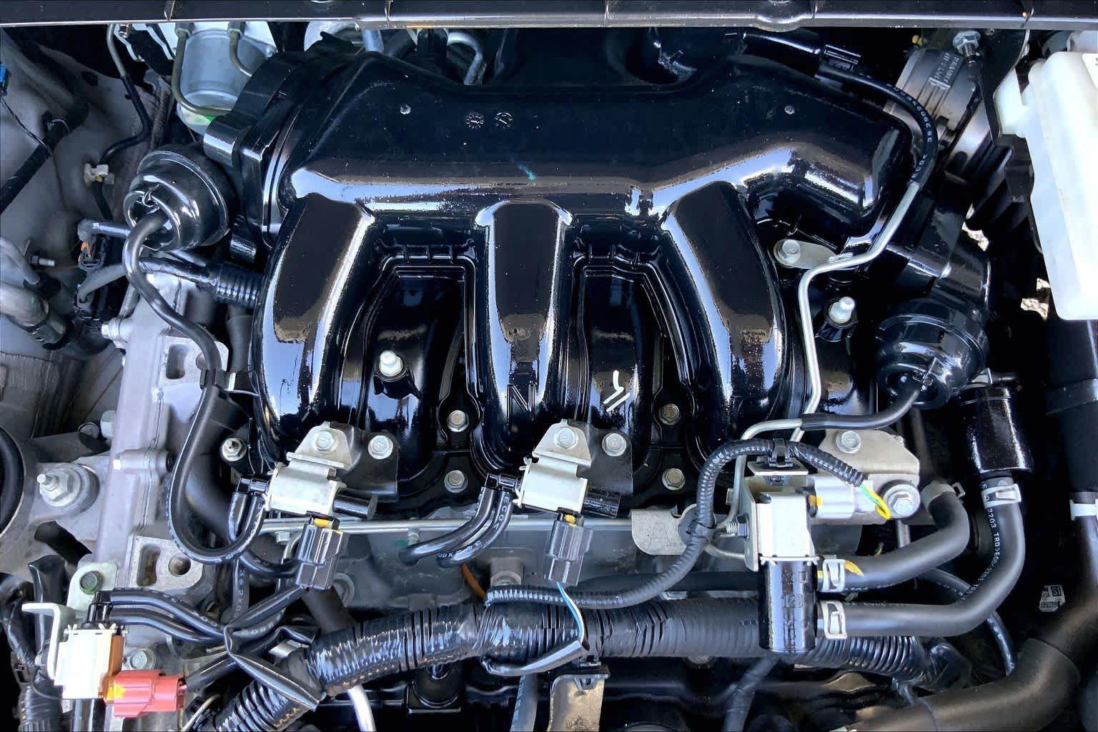 Used 2023 Nissan Pathfinder SV FWD image 32