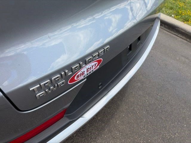 Used 2023 Chevrolet TrailBlazer LT w/ Sun and Liftgate Package AWD/4WD image 46