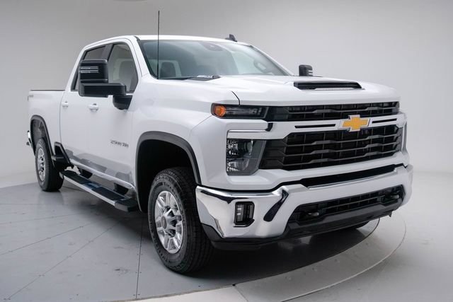 Used 2025 Chevrolet Silverado 2500 LT w/ Convenience Package AWD/4WD image 10