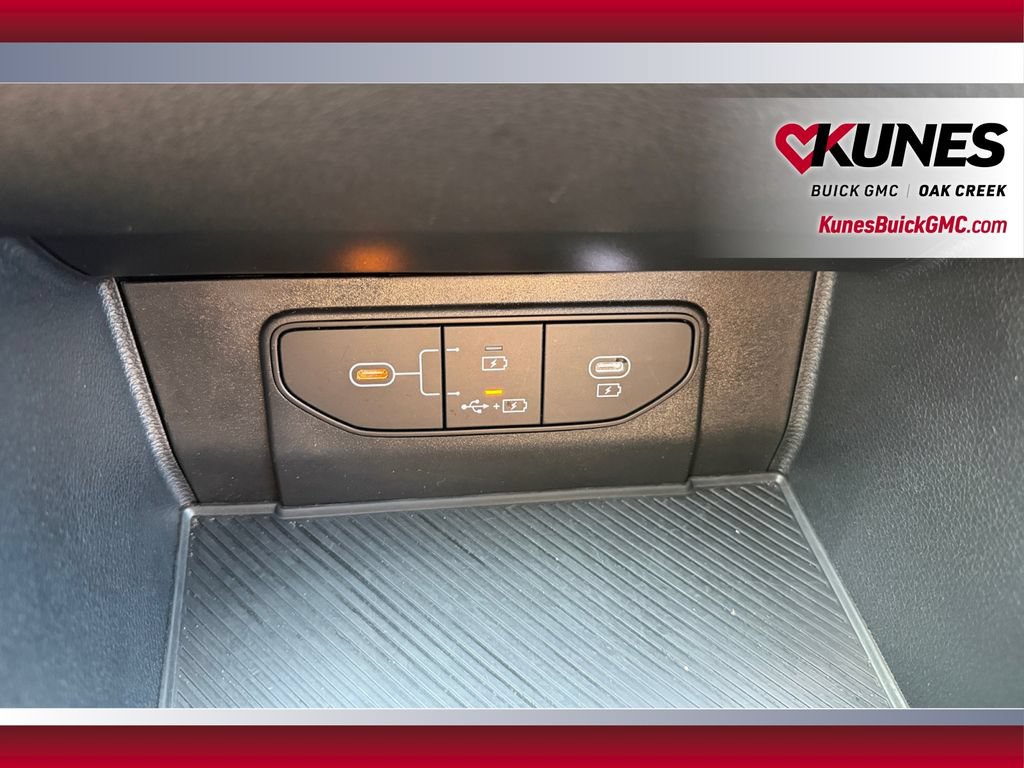 Used 2026 Kia Sportage LX FWD image 32