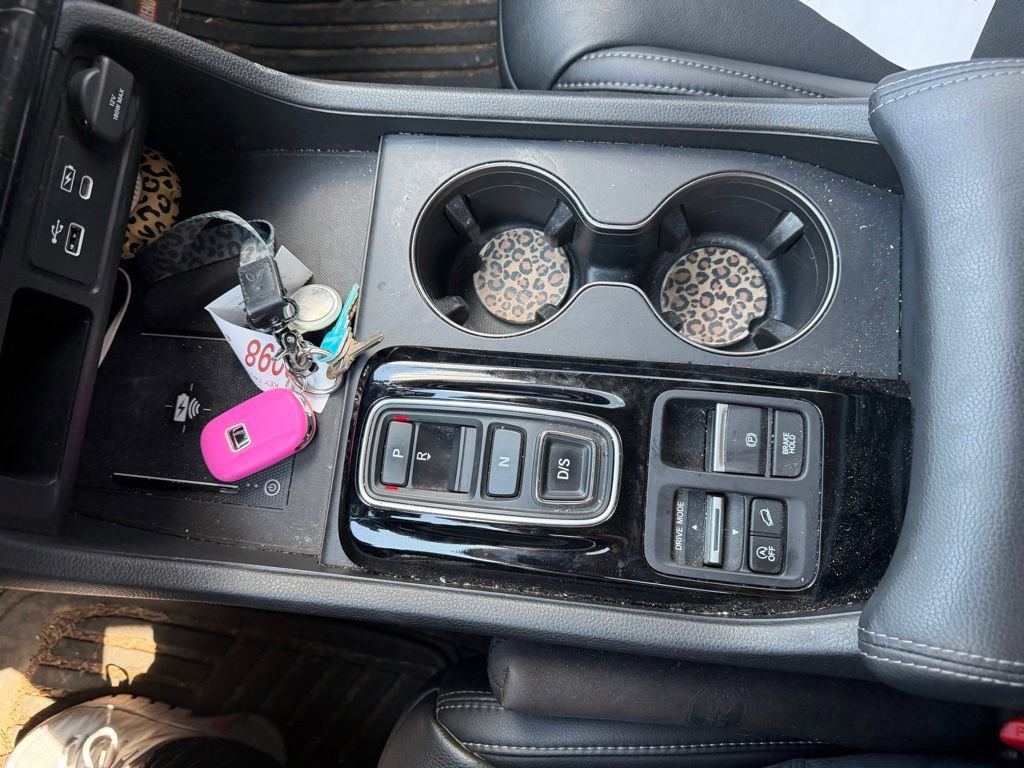 Used 2025 Honda Pilot EX-L image 18