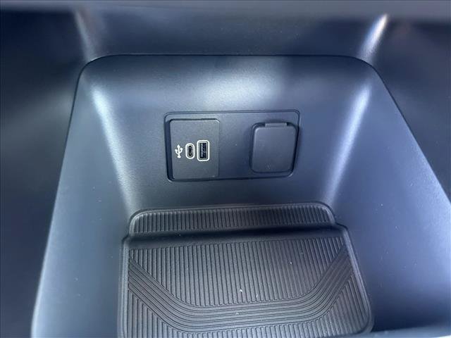 New 2026 Ford Explorer Active RWD image 15