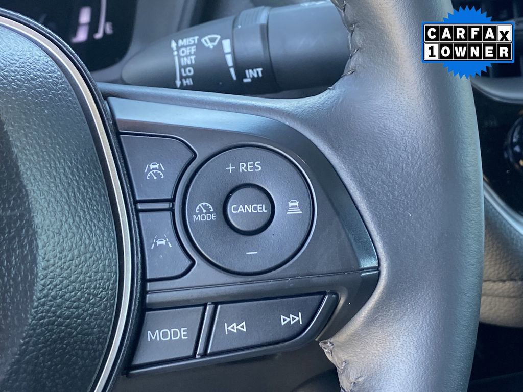 Certified 2025 Toyota Corolla SE w/ SE Premium Package image 28