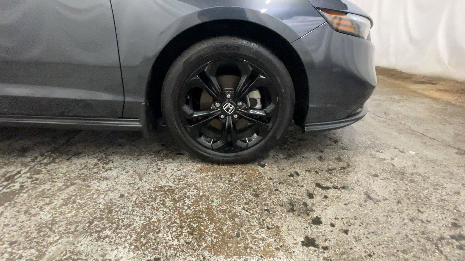 Certified 2025 Honda Accord SE image 16