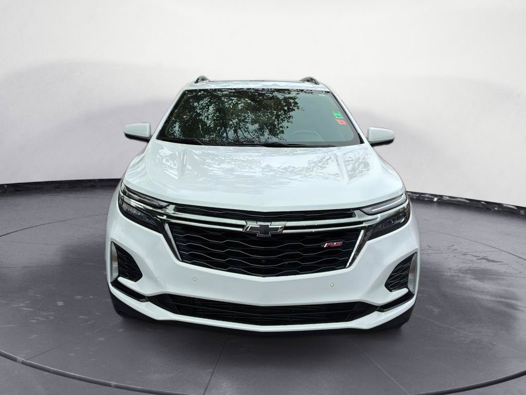 Used 2022 Chevrolet Equinox RS w/ RS Leather Package FWD image 2