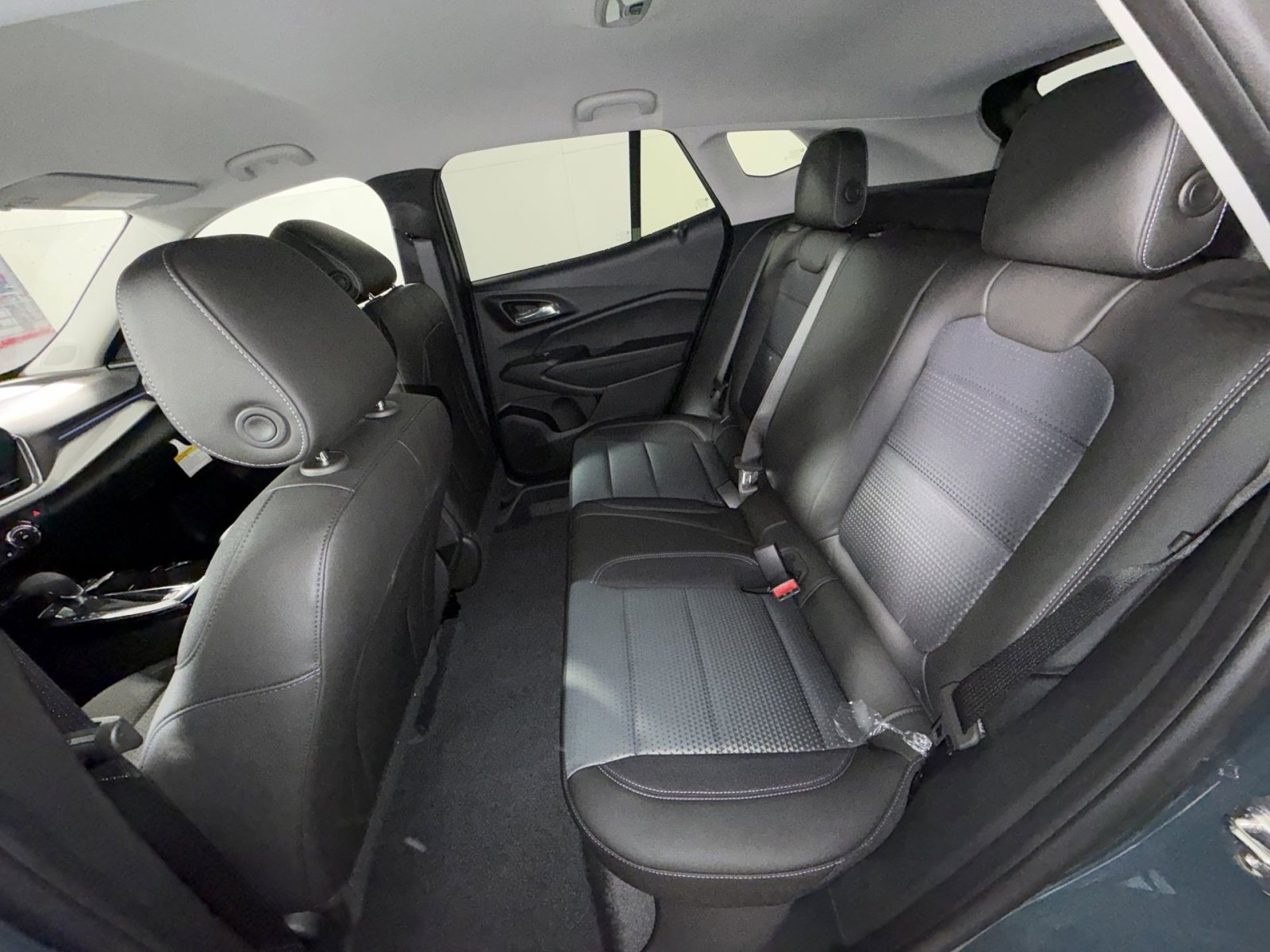 New 2026 Chevrolet Trax LT w/ Driver Confidence Package FWD image 23