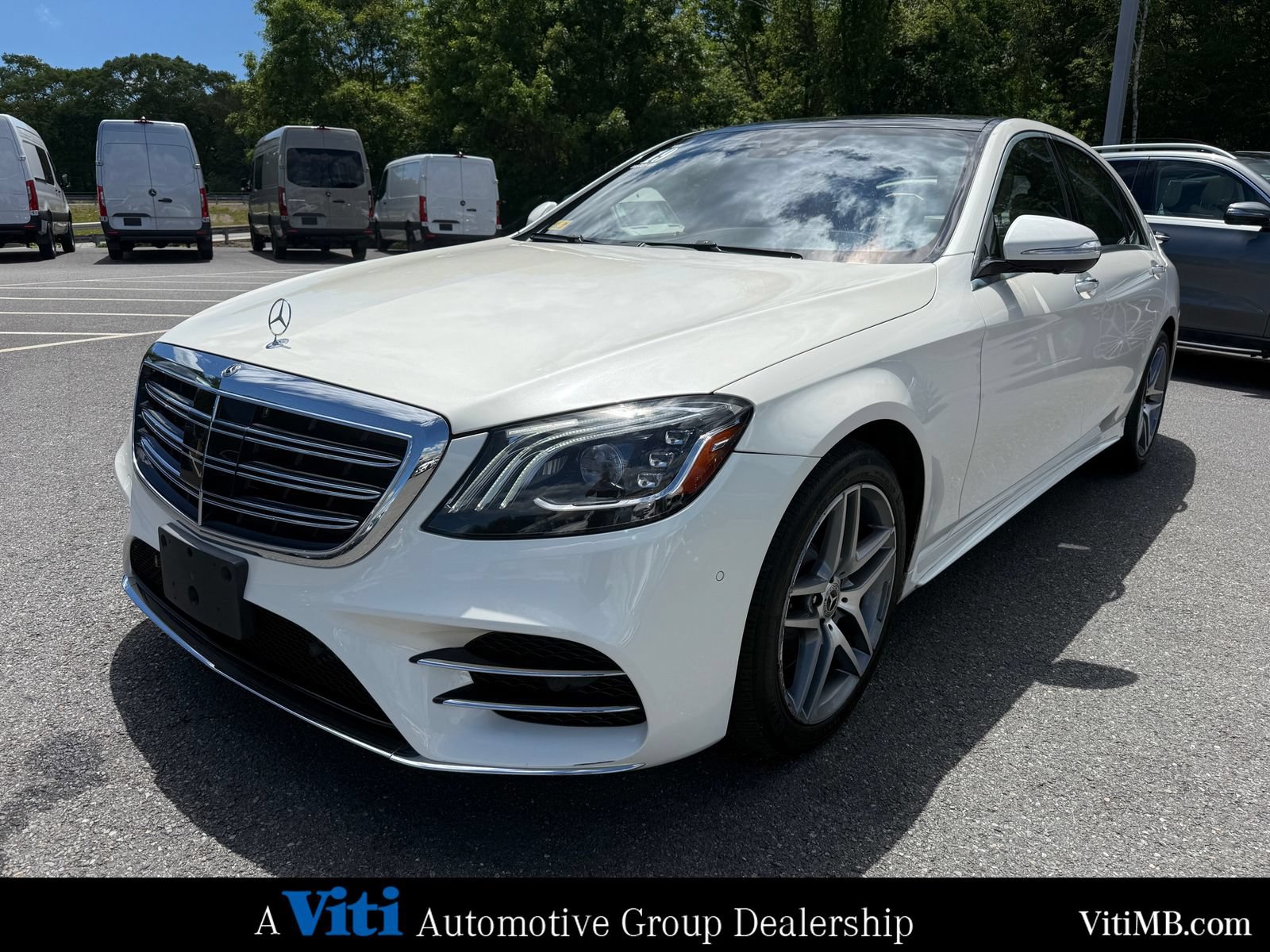 Used 2019 Mercedes-Benz S 560 4MATIC Sedan image 4