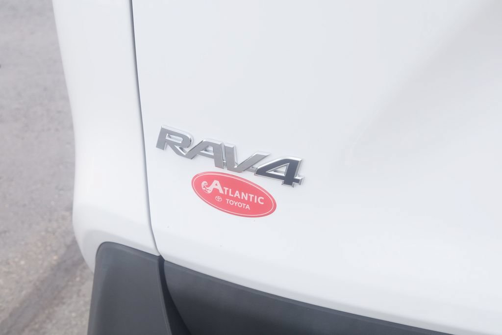 Certified 2023 Toyota RAV4 XLE w/ Convenience Package AWD/4WD image 19