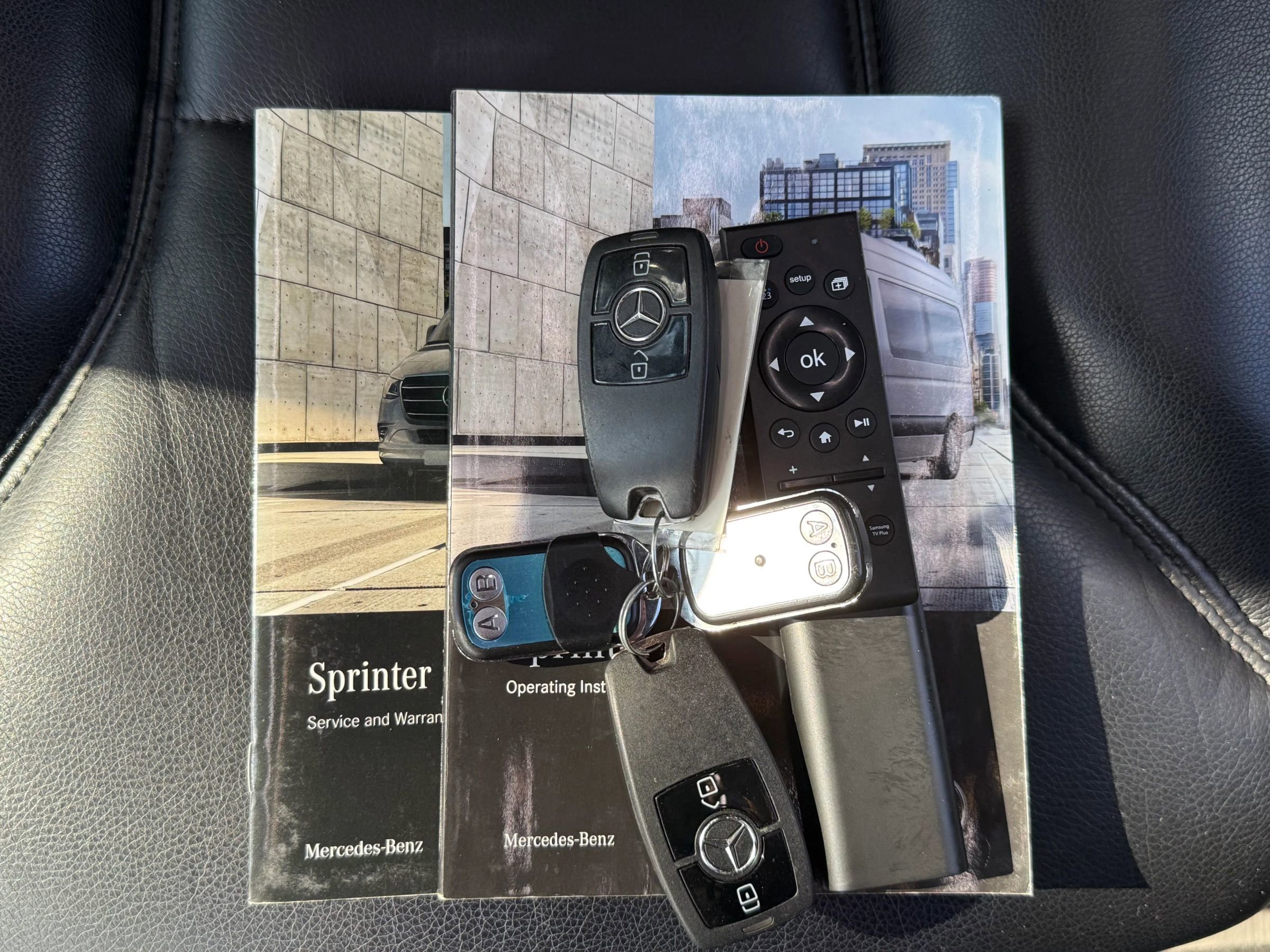 Used 2019 Mercedes-Benz Sprinter 3500 image 37