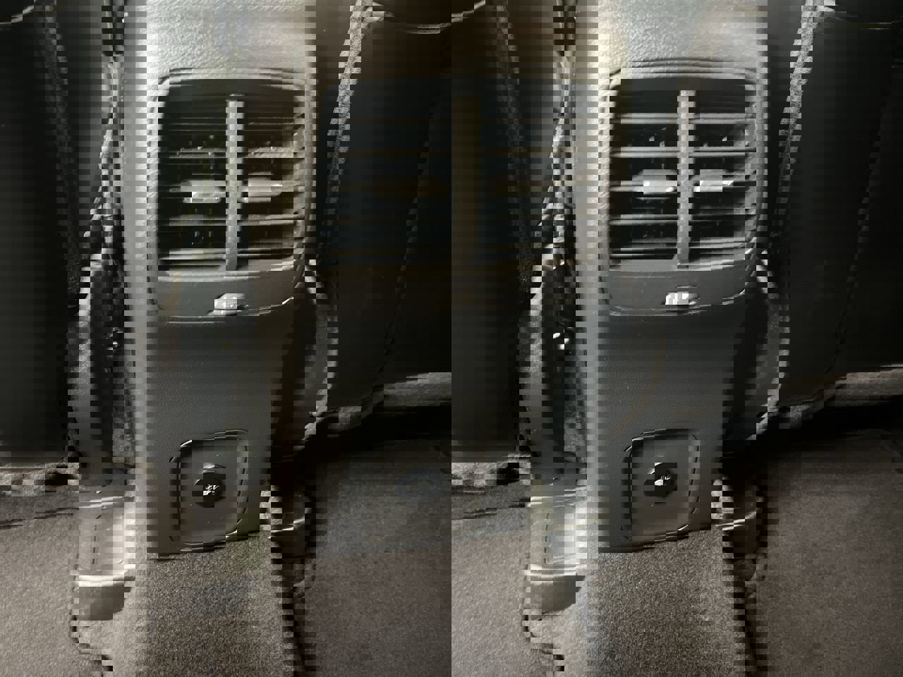 Certified 2024 Ford Escape Platinum image 13