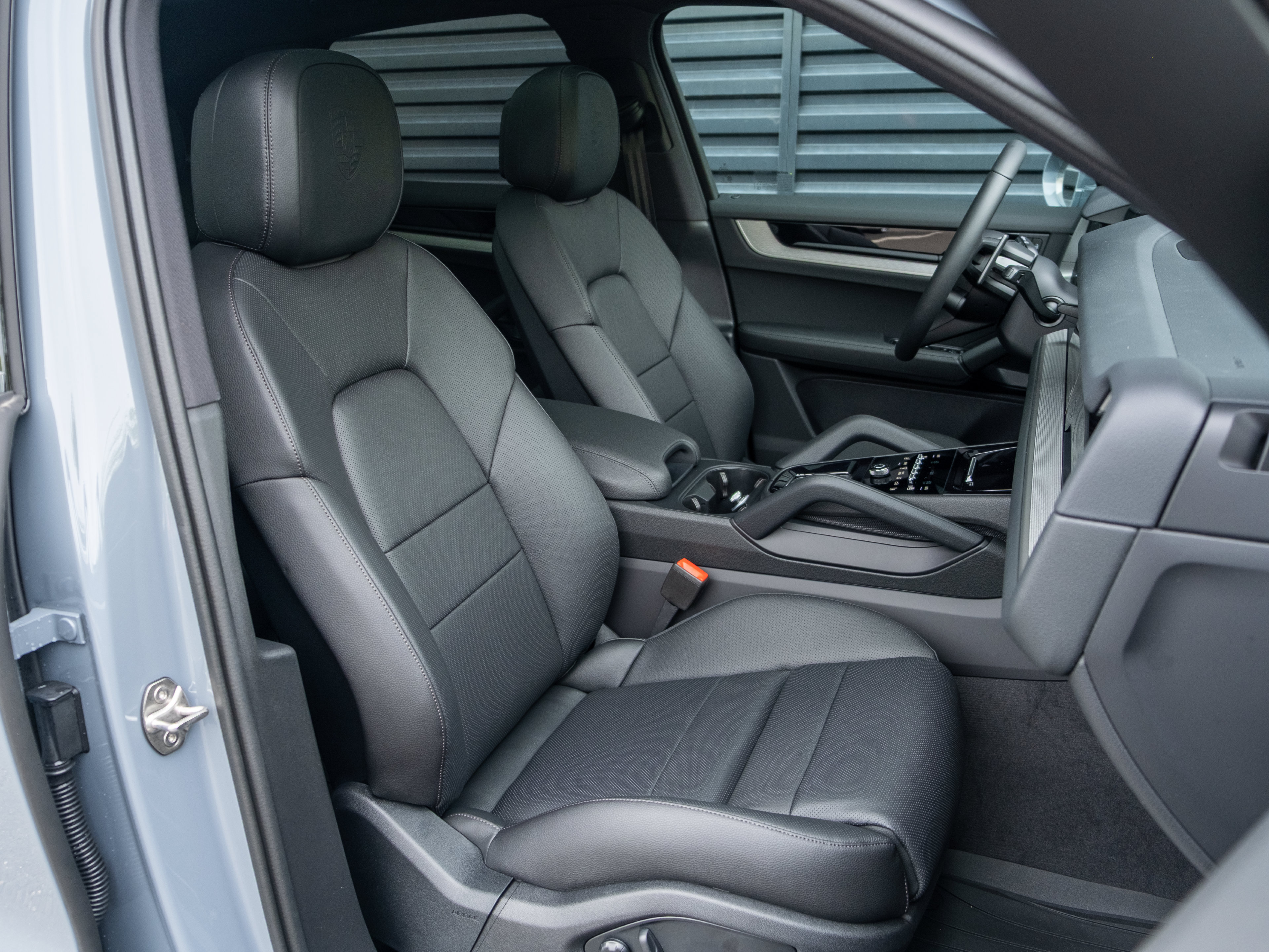New 2026 Porsche Cayenne AWD/4WD image 38