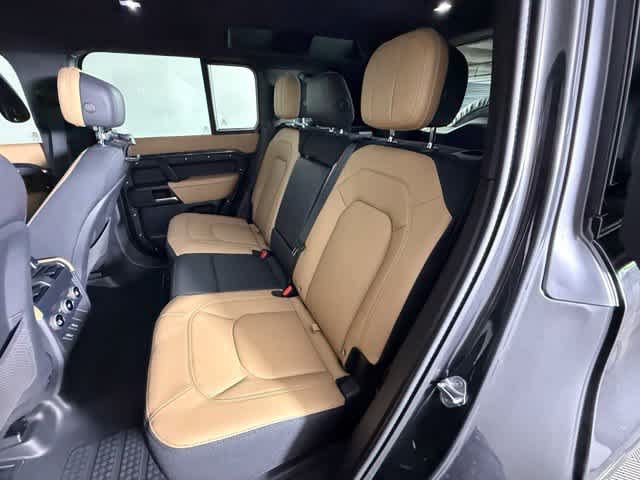 New 2026 Land Rover Defender 110 X AWD/4WD image 19