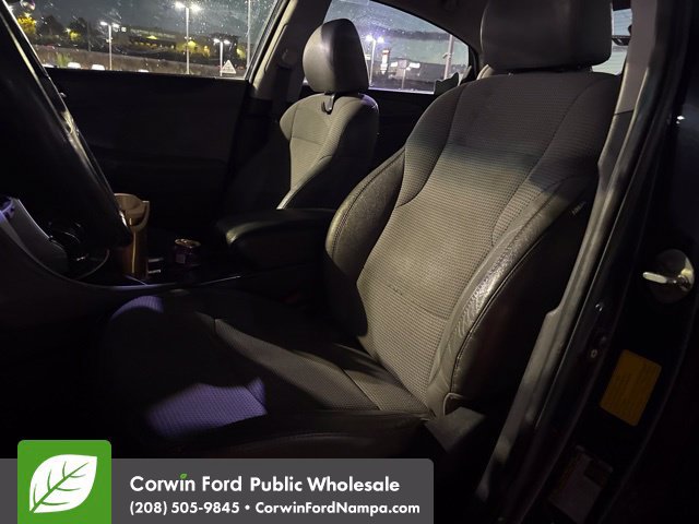 Used 2011 Hyundai Sonata SE w/ Navigation & Sunroof Pkg 4 FWD image 8