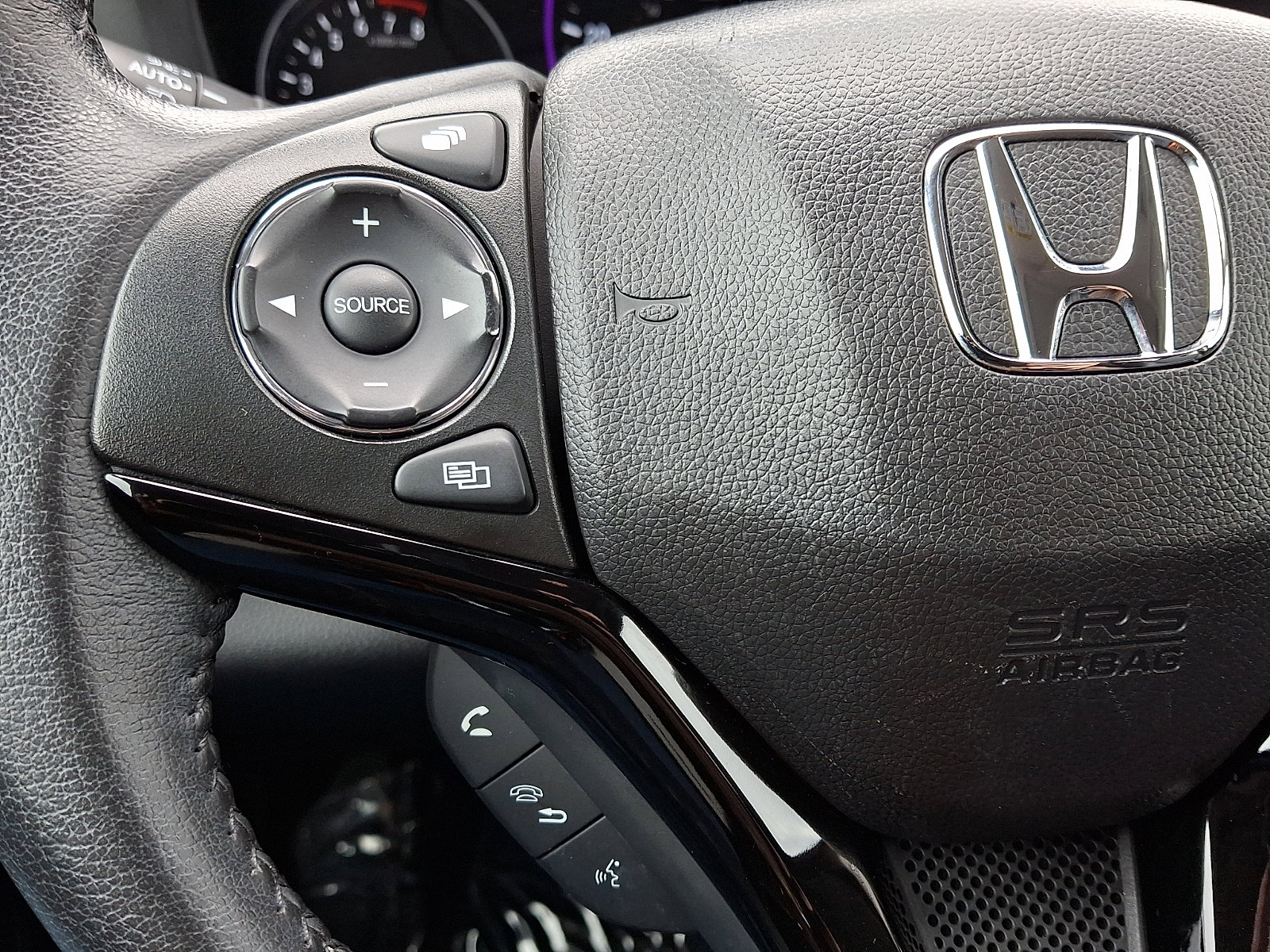 Used 2017 Honda HR-V EX-L image 21