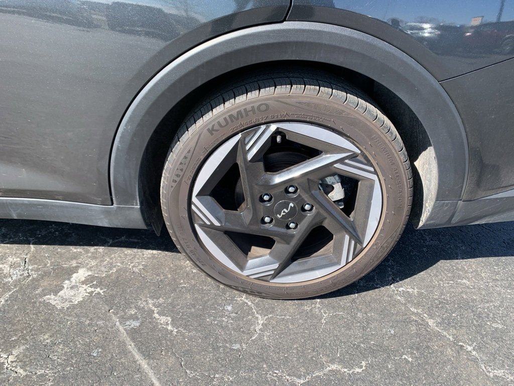 Used 2025 Kia K4 EX image 9