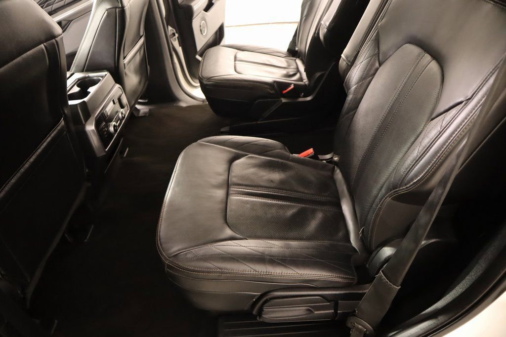 Used 2021 Ford Expedition Platinum AWD/4WD image 13