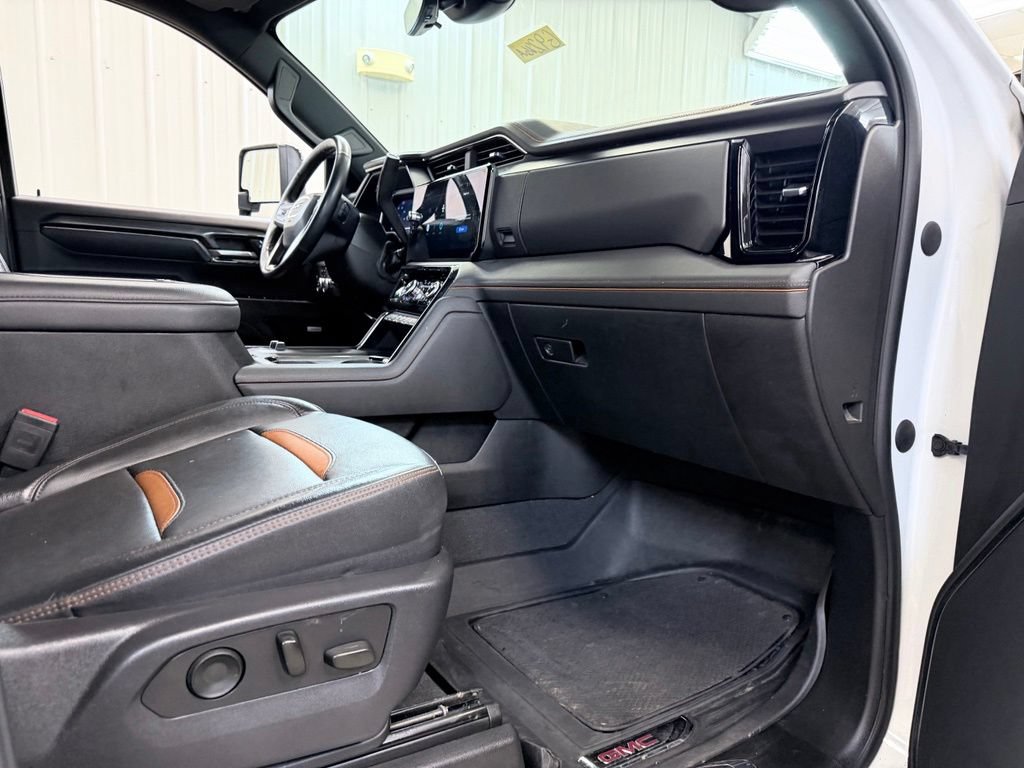 Used 2024 GMC Sierra 2500 AT4 w/ AT4 Premium Plus Package AWD/4WD image 35