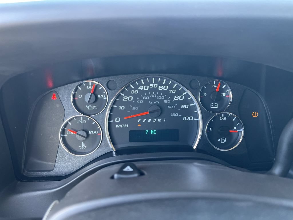 New 2025 GMC Savana 2500 Extended w/ Driver Convenience Package RWD image 11