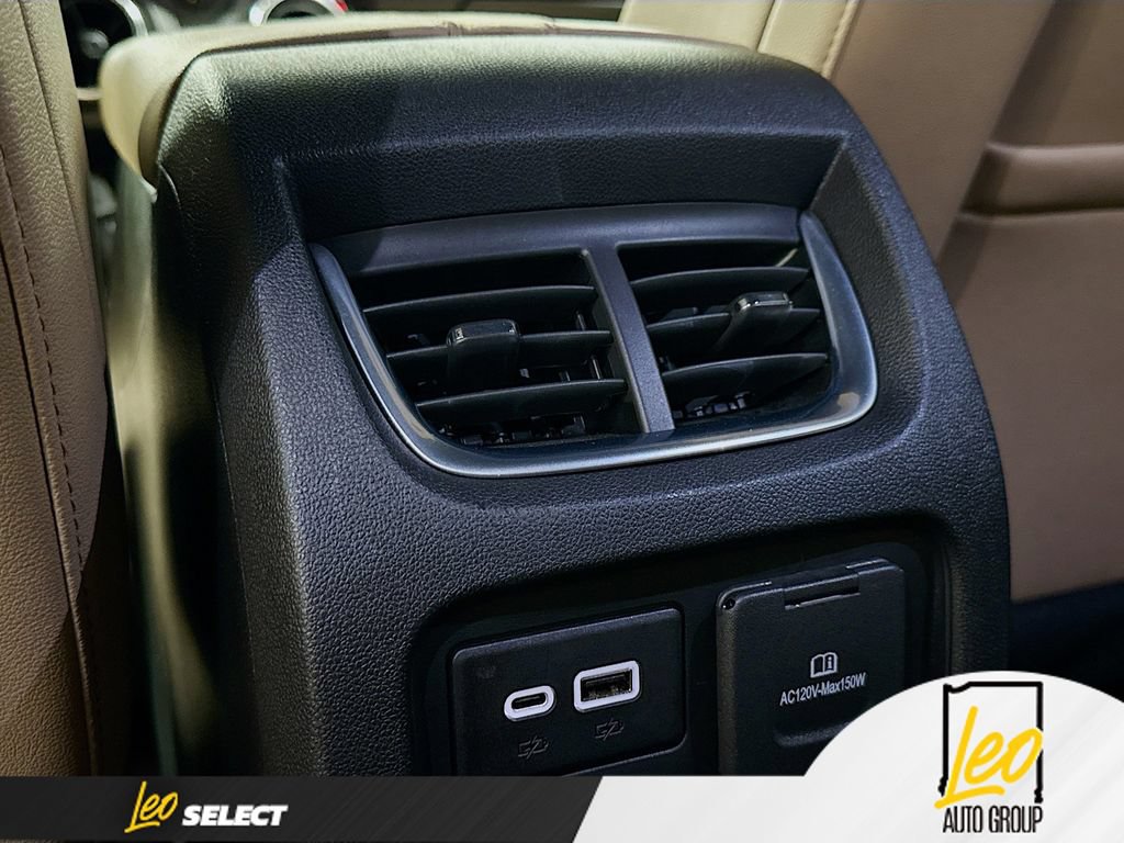 Used 2022 Chevrolet Blazer Premier w/ Enhanced Convenience Package AWD/4WD image 29