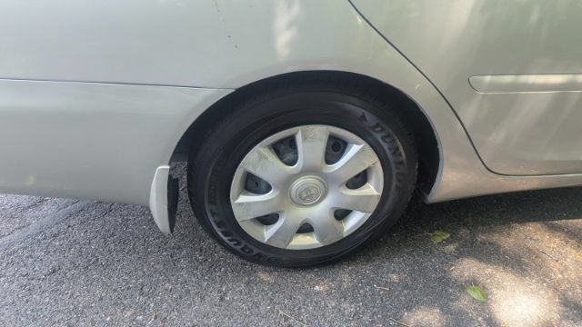 Used 2002 Toyota Camry LE FWD image 12