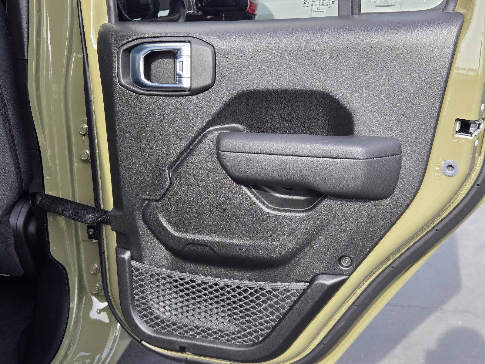New 2026 Jeep Gladiator Sport AWD/4WD image 32