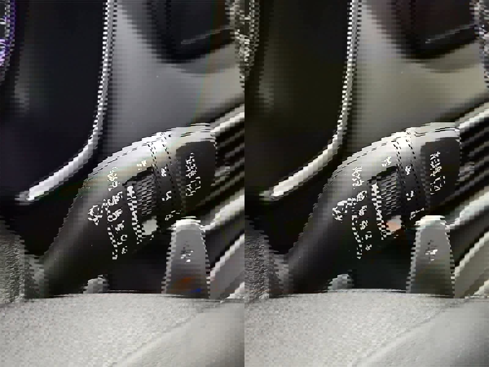 Used 2023 Hyundai Santa Fe SEL image 25